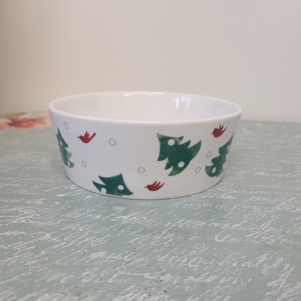 Holiday Cardinal by Studio Nova Soup Cereal Bowl‎ Green Trees Red Birds b413